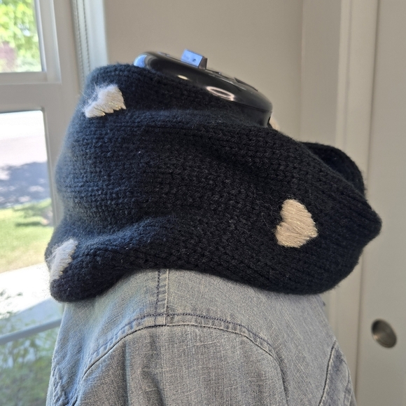 BETSEY JOHNSON SPARKLE WINTER LOT INFINITY SCARF POM POM BEANIE HAT BLACK WOMEN - Picture 4 of 13